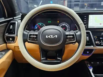 2022 Kia Sorento с пробегом 103 078 км