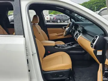 2022 Kia Sorento с пробегом 32 669 км