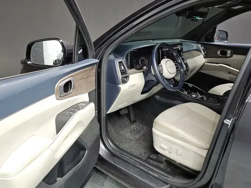 2022 Kia Sorento с пробегом 104 250 км