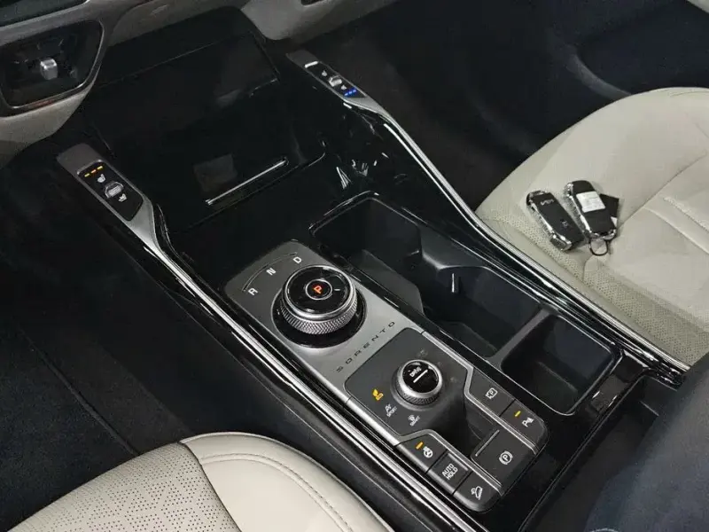 2022 Kia Sorento с пробегом 42 715 км