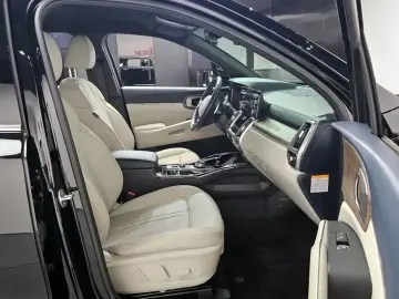 2022 Kia Sorento с пробегом 42 715 км