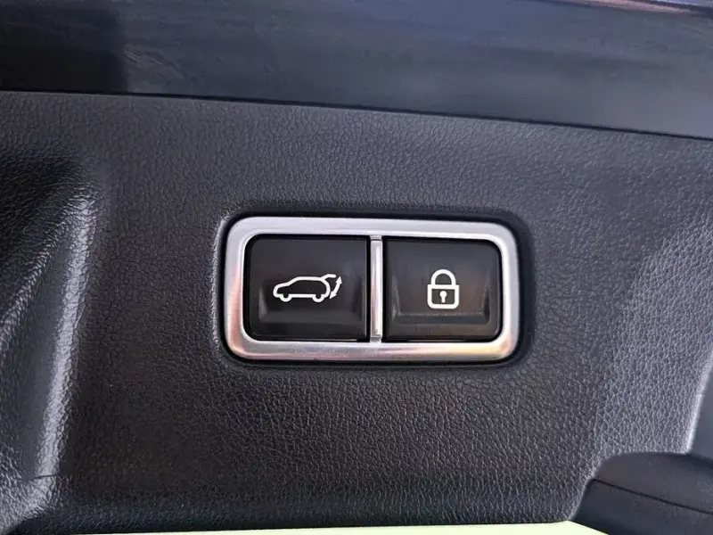 2022 Kia Sorento с пробегом 42 715 км
