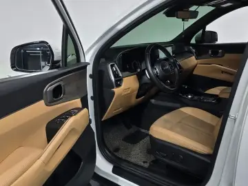 2022 Kia Sorento с пробегом 74 077 км