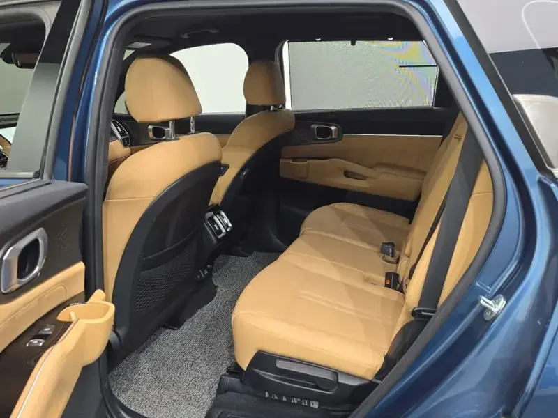 2022 Kia Sorento с пробегом 141 299 км