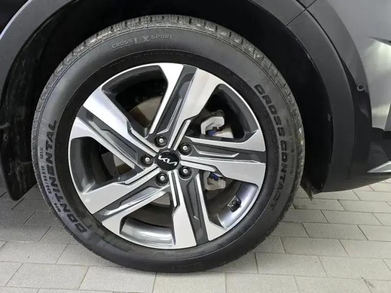 2023 Kia Sorento с пробегом 21 347 км