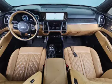 2023 Kia Sorento с пробегом 106 194 км