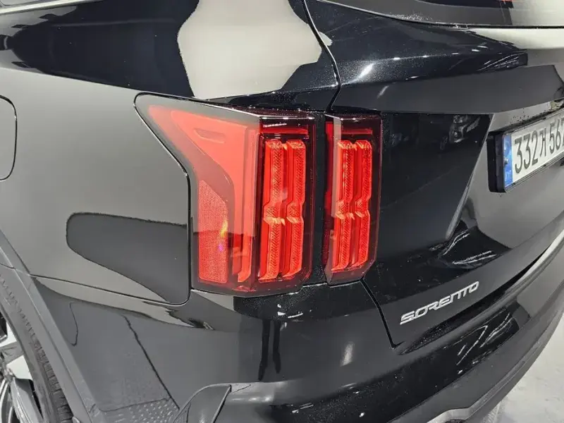 2023 Kia Sorento с пробегом 106 194 км