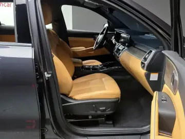 2023 Kia Sorento с пробегом 58 563 км