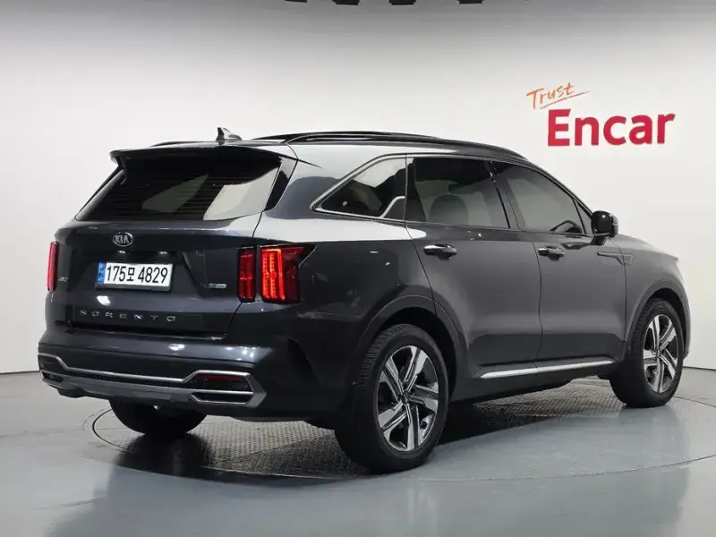 2021 Kia Sorento с пробегом 38 123 км
