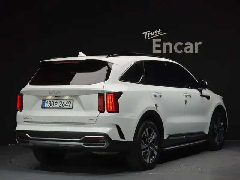2023 Kia Sorento с пробегом 51 790 км