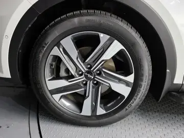 2023 Kia Sorento с пробегом 51 790 км