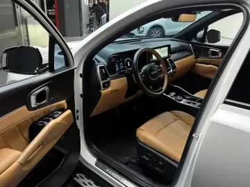 2023 Kia Sorento с пробегом 51 790 км