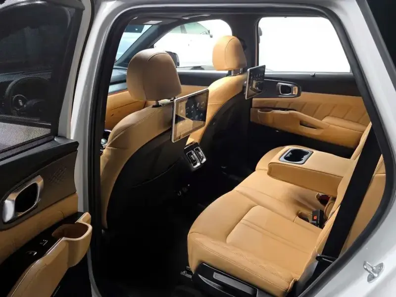 2023 Kia Sorento с пробегом 51 790 км