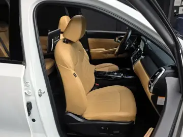 2023 Kia Sorento с пробегом 51 790 км