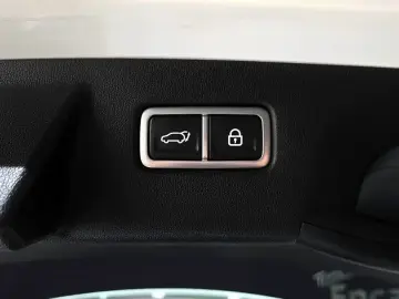 2023 Kia Sorento с пробегом 51 790 км