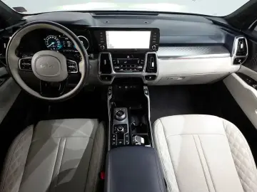 2023 Kia Sorento с пробегом 25 948 км