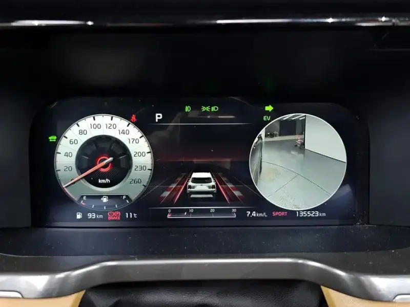 2021 Kia Sorento с пробегом 135 523 км