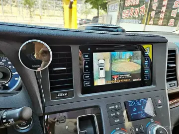 2017 Toyota Sienna с пробегом 32 000 км