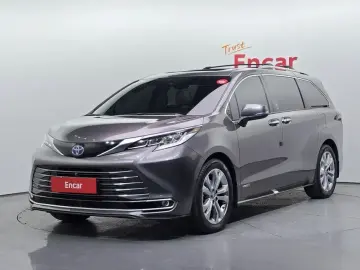 2021 Toyota Sienna с пробегом 69 072 км