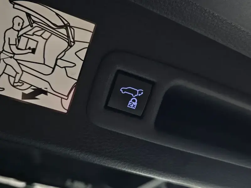 2022 Toyota Sienna с пробегом 31 393 км