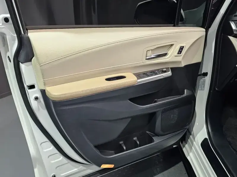 2022 Toyota Sienna с пробегом 31 393 км