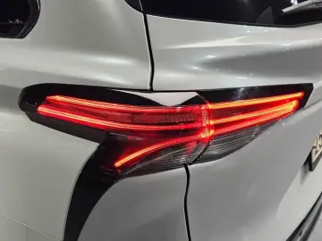 2022 Toyota Sienna с пробегом 31 393 км