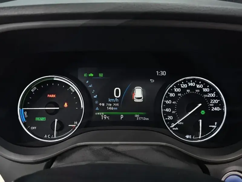 2023 Toyota Sienna с пробегом 31 712 км