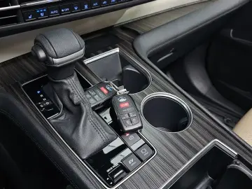 2023 Toyota Sienna с пробегом 31 712 км