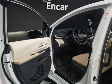 2023 Toyota Sienna с пробегом 31 712 км