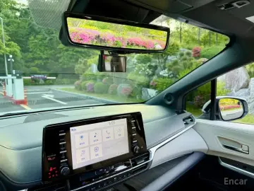 2022 Toyota Sienna с пробегом 17 995 км