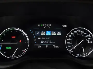 2024 Toyota Sienna с пробегом 20 869 км