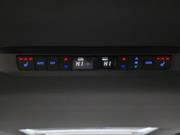 2024 Toyota Sienna с пробегом 20 869 км