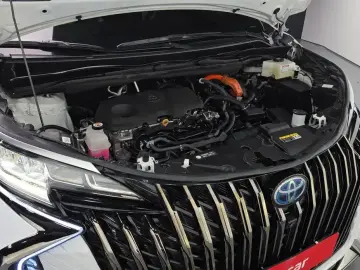2023 Toyota Sienna с пробегом 20 948 км