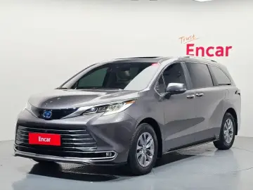 2024 Toyota Sienna с пробегом 29 098 км