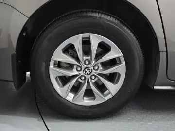 2024 Toyota Sienna с пробегом 29 098 км