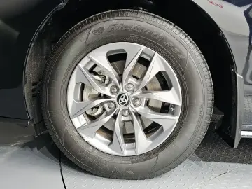 2023 Toyota Sienna с пробегом 9 779 км