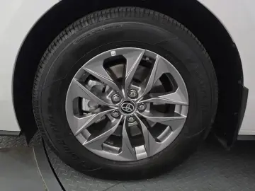 2024 Toyota Sienna с пробегом 16 596 км