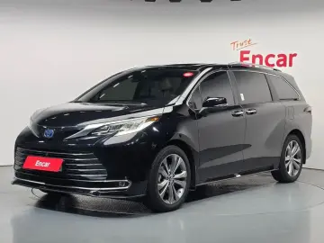 2024 Toyota Sienna с пробегом 36 521 км