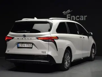 2024 Toyota Sienna с пробегом 37 370 км