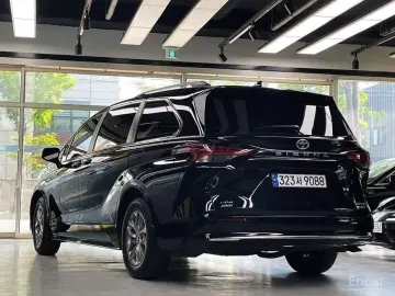 2021 Toyota Sienna с пробегом 31 004 км