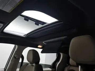 2024 Toyota Sienna с пробегом 56 575 км