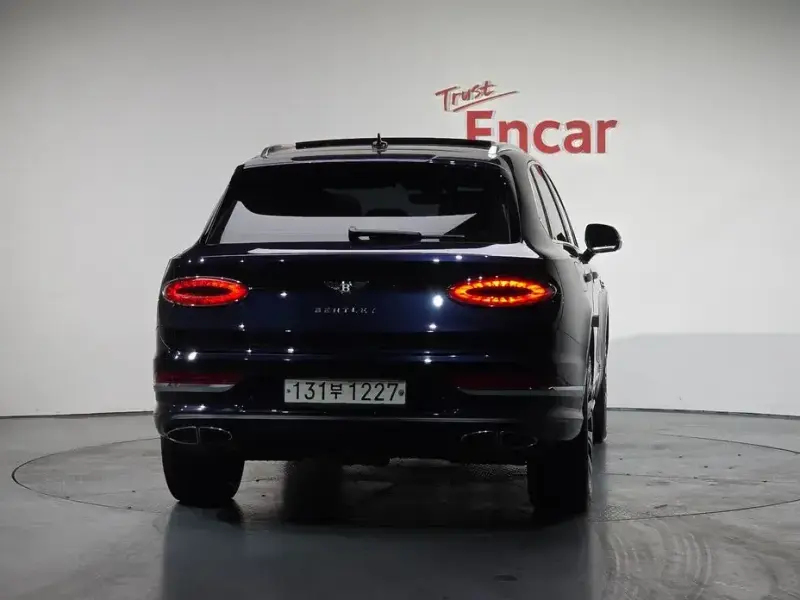2022 Bentley Bentayga с пробегом 81 940 км