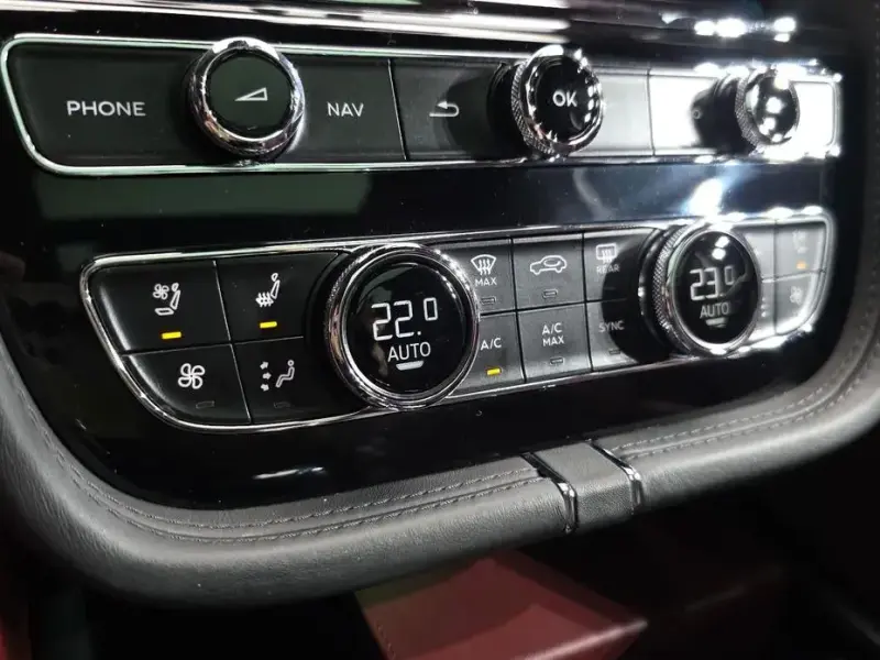2022 Bentley Bentayga с пробегом 81 940 км