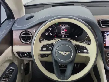 2023 Bentley Bentayga с пробегом 46 837 км