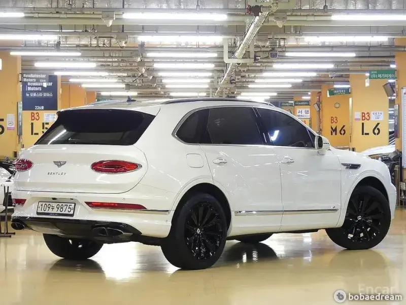 2021 Bentley Bentayga с пробегом 44 587 км