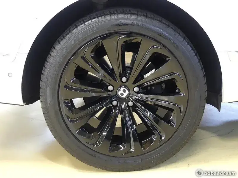 2021 Bentley Bentayga с пробегом 44 587 км