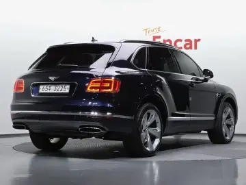 2017 Bentley Bentayga с пробегом 78 371 км