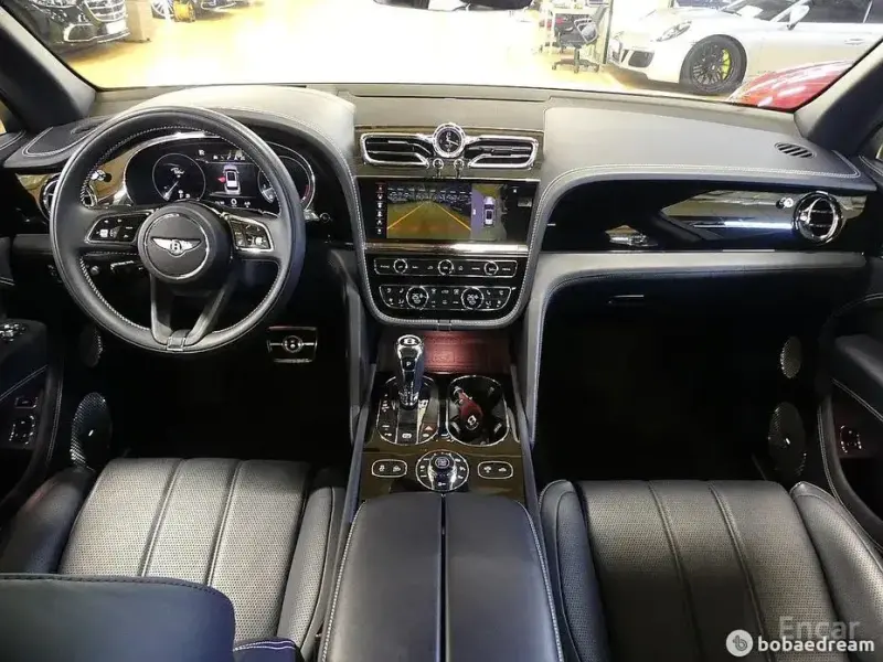 2021 Bentley Bentayga с пробегом 44 587 км