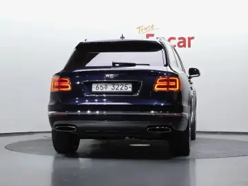 2017 Bentley Bentayga с пробегом 78 371 км