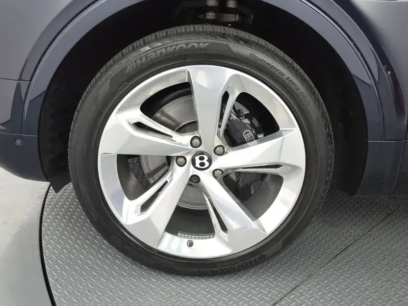 2017 Bentley Bentayga с пробегом 78 371 км